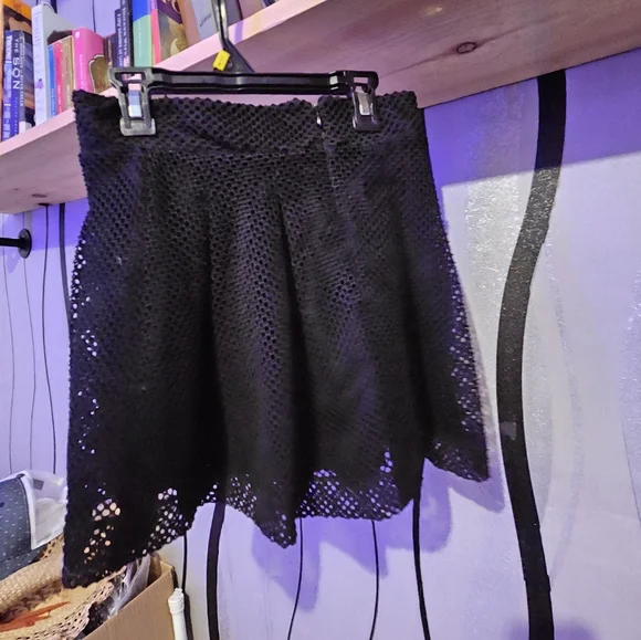 Banana Republic skirt - Picture 2 of 6